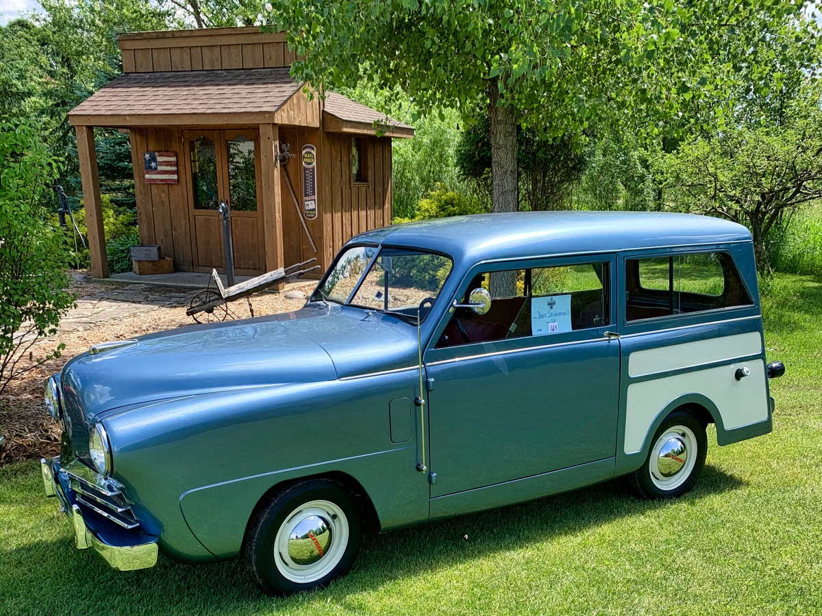 CD165 - Dave Stubenvoll(WI) 1949 Wagon.jpeg